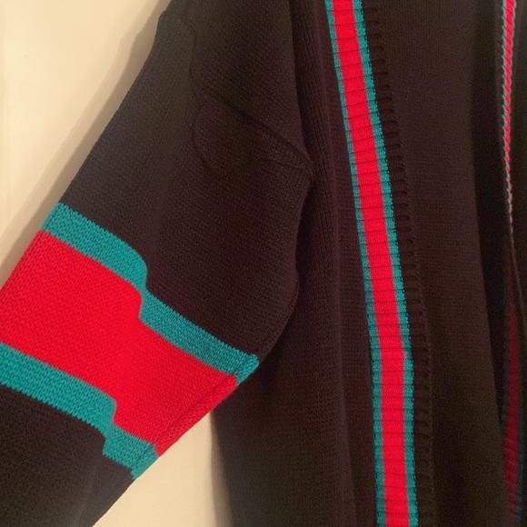 Cute cardigan! 🍁🍁 - Picture 5 of 6